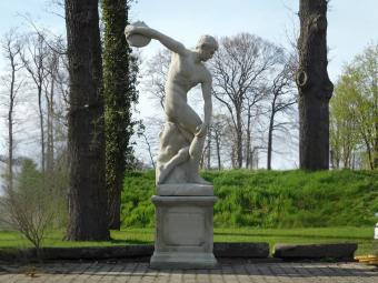 Discuswerper op Sokkel XL - 230 cm - Gietsteen - Vintage