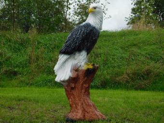 Beeld Adelaar op Stam XL - 102 cm - Polystone