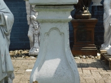 XXL-Sockelkonsole aus massivem Kunststein, schöne Säule