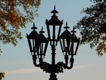 Lantaarnpaal XL met 5 Lampen - Zwart - 325 cm - Alu