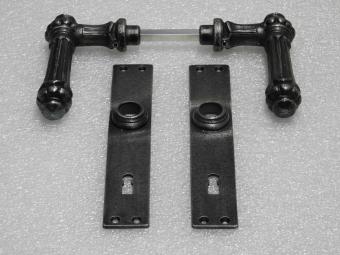 Door Fittings Set - Oxford Handles + Blanco BB 72 Door Plates - Cast Iron, Galvanised