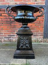 Garden vase on column - all cast iron - black - LETSTE!