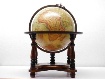 images/productimages/small/vint.wereldbol.houder.311.jpg
