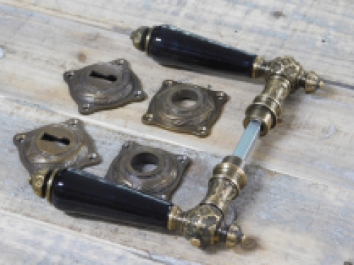 Messing-Türbeschlagset für Innentüren mit Rosetten - schönes Design Messing