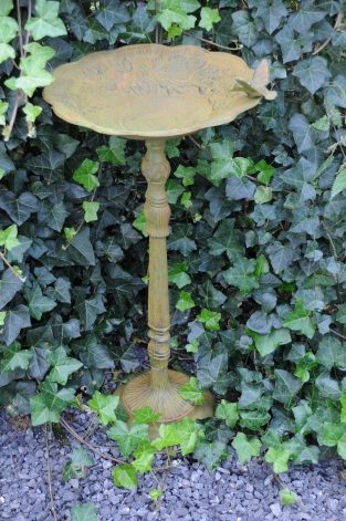 LAST ONE: Vogelbad met Hummingbird XL, gietijzer, antiek groen-rust.