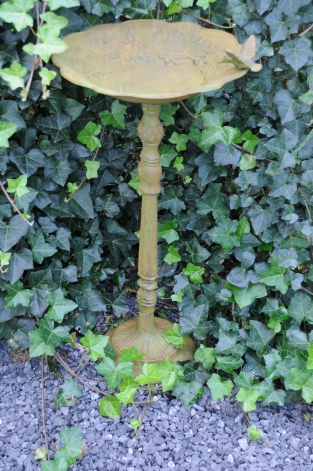 LAST ONE: Vogelbad met Hummingbird XL, gietijzer, antiek groen-rust.