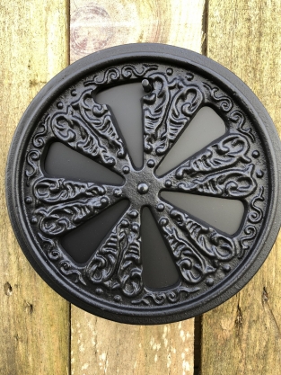 Verstelbaar luchtrooster, openhaard rooster rond, gietijzer zwart. only one