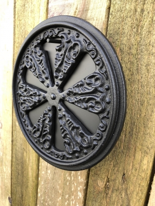 Verstelbaar luchtrooster, openhaard rooster rond, gietijzer zwart. only one