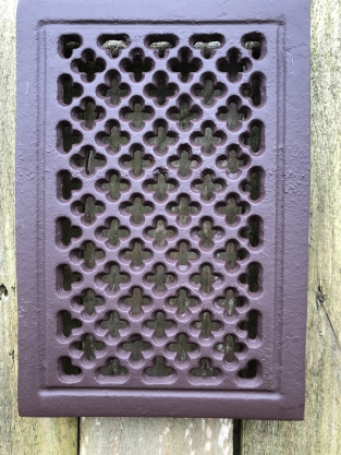 1 hot air / ventilation grille for fireplace, rectangular, cast iron brown