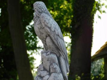 Eagle on Round Pedestal - 83 cm - Stone