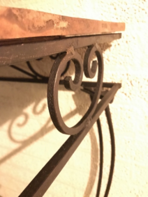 Antieke side table, decoratieve tafel, bruin