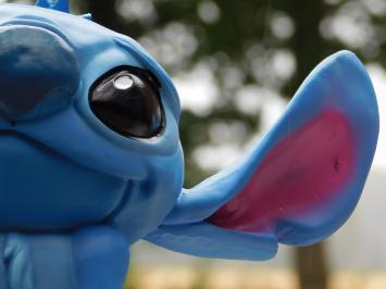 Beeld Stitch - 28 x 33 cm - Polystone