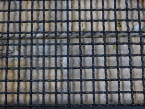 Rechthoekig luchtrooster met massief (grof) gaas, mat zwart