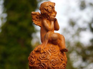 Engel auf einer Rosenkugel – Gusseisen – ca. 15,5 cm hoch