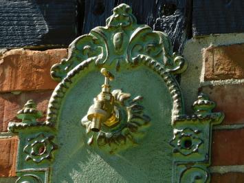 Großer Wandbrunnen - 75 cm - Gusseisen - Grün mit Braun