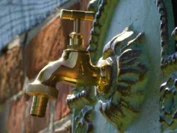 Großer Wandbrunnen - 75 cm - Gusseisen - Grün mit Braun