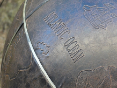 Klassischer Globus auf Ständer - 65 cm