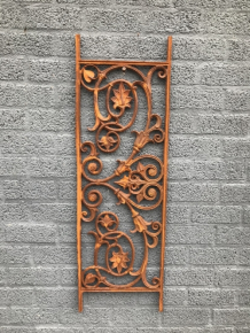 Balcony railing - Window rack - Cast iron Rest