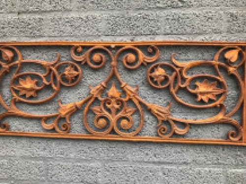 Balcony railing - Window rack - Cast iron Rest