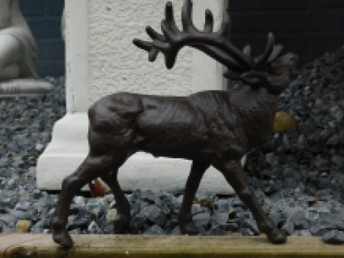 Hirschstatue – 22 cm – Gusseisen – Braun