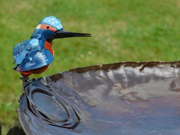 Handmade Feeding Bowl / Bird Bath – Metal – Ø 45 cm – With Kingfisher