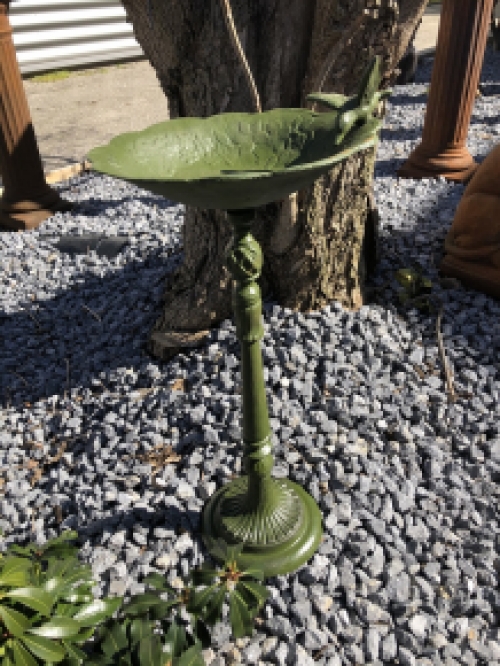 LAST ONE: Vogelbad met Hummingbird XL, gietijzer, antiek groen-rust.