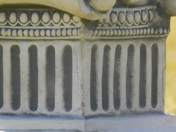 Kleine Sokkel - 23 x 23 cm - Steen - Klassiek Design