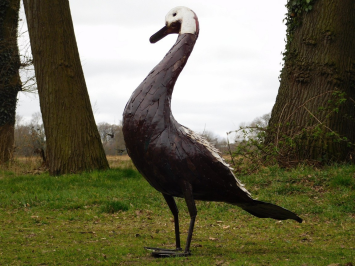Mute Swan - 128 cm - Unique and Handmade from Metal