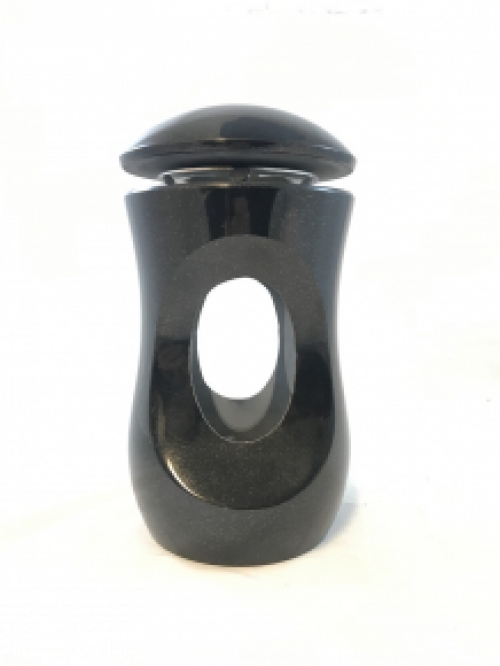 Een graflantaarn / graflamp, volledig van graniet gemaakt, LAATSTE!!