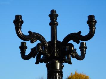 Laternenkrone für 5 Lampen – Schwarze Aluminiumkrone für Laternenpfahl