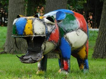 Bamba Hippo Sculpture - 50 x 80 cm - Metal Artwork - Colorful
