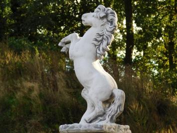Horse on pedestal - 150 cm - Stone