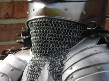 Ritterrüstungen auf Ständer , alt- Metall - 190 cm