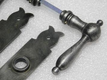 Set Deurbeslag - Klinken Cambridge + Deurplaten Noble PC 92 - Gietijzer Verzinkt