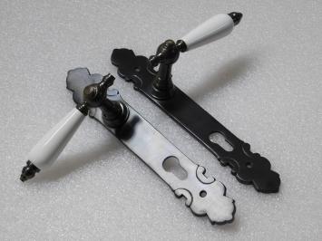 Türbeschlag-Set – 2 Türgriffe mit Türplatten PC92 – Dunkel patiniertes Messing – Klassisch & stilvoll