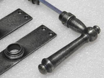 Türbeschlagset – Windsor-Türgriffe + Türplatten Blanco BB 72 – Gusseisen, verzinkt