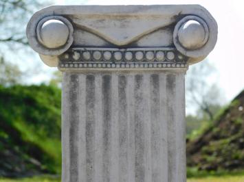 Classic Pedestal with Decorative Capital – 70 cm – Solid Stone