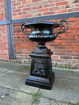 Garden vase on column - all cast iron - black - LETSTE!