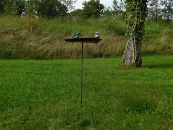 Futterstelle für Vögel als Gartendekoration – Metall – Handgefertigt