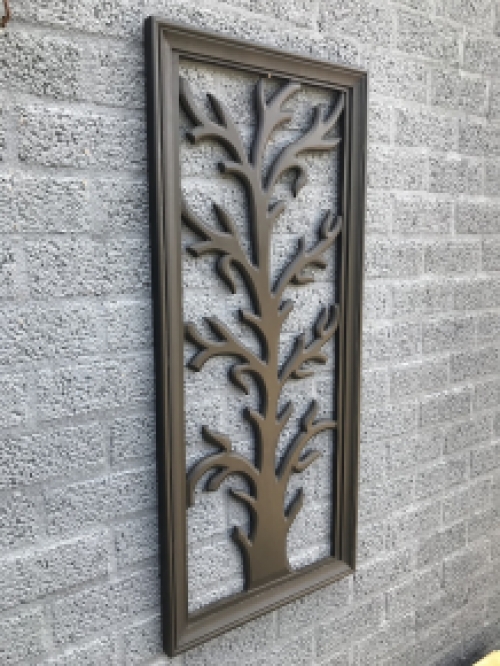 Wunderschönes Wandornament aus Kolonialholz geschnitzt ''Baum'', M, braun-schwarz, sehr schön