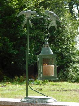 Metalen Windlicht met Standaard en 2 Vogels – 70 cm - Vintage Lantaarn