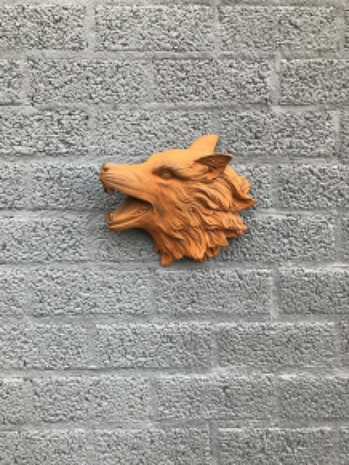 Wolfskopf, gusseisernes Wandornament mit rustikaler Oberfläche